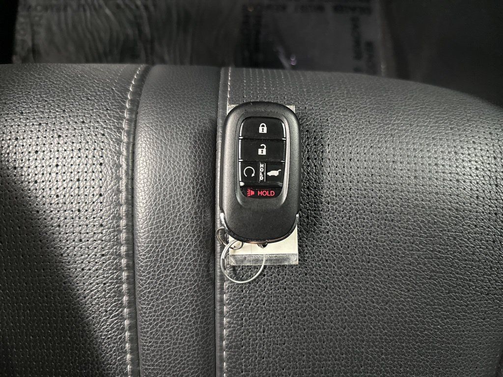 Used 2024 Honda Pilot Elite image 46