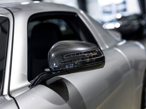 Used 2011 Mercedes-Benz SLS AMG Coupe image 22