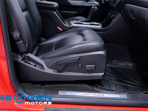 Used 2018 Chevrolet Colorado ZR2 image 48