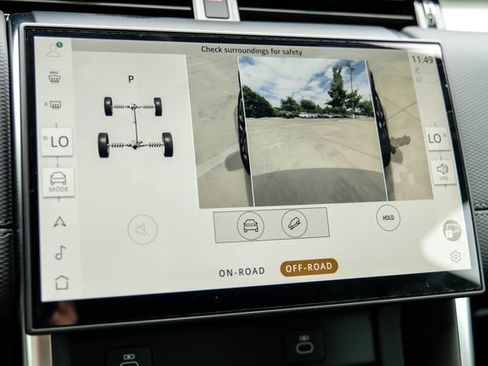 New 2026 Land Rover Discovery Sport Landmark AWD/4WD image 30