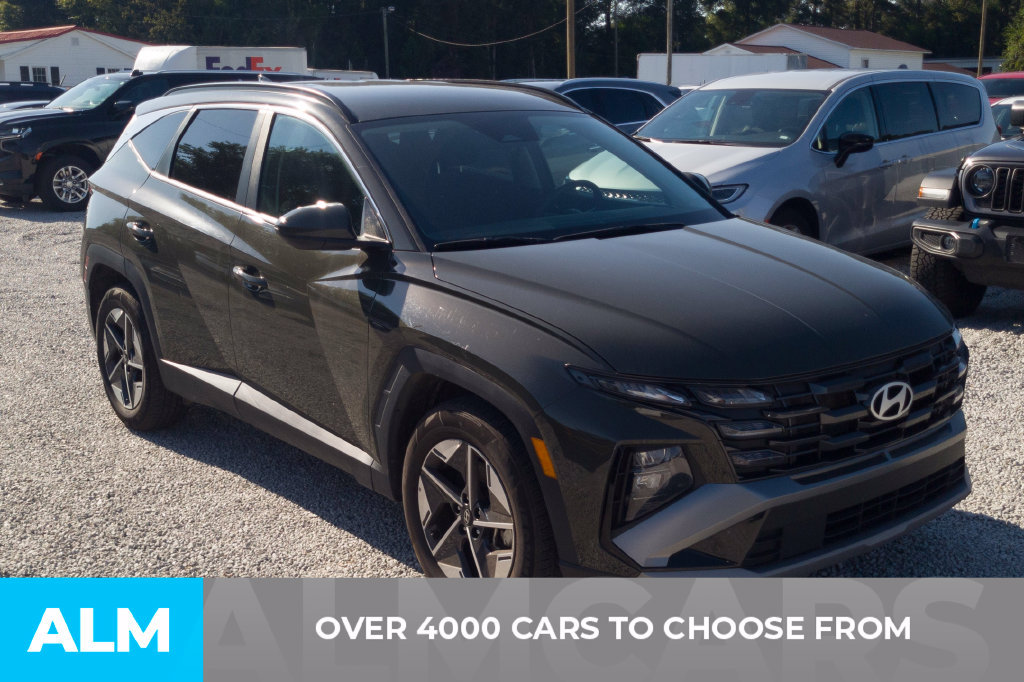 Used 2025 Hyundai Tucson SEL FWD image 2