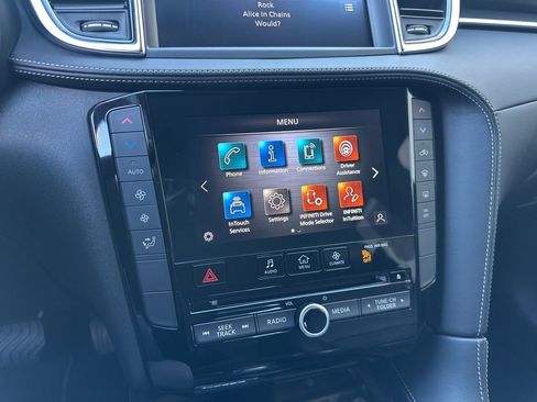 Certified 2025 INFINITI QX50 Pure image 49