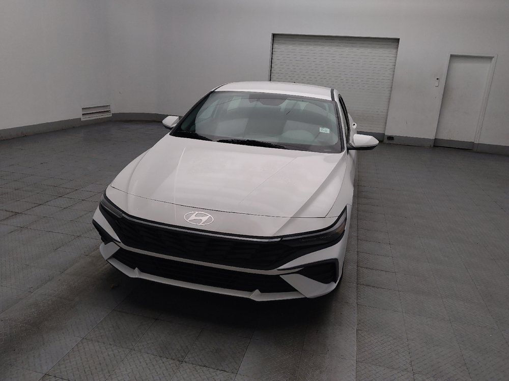 Used 2024 Hyundai Elantra SEL FWD image 15