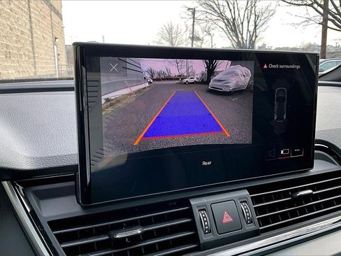 Used 2025 Audi Q5 2.0T Premium w/ Convenience Plus Package image 14