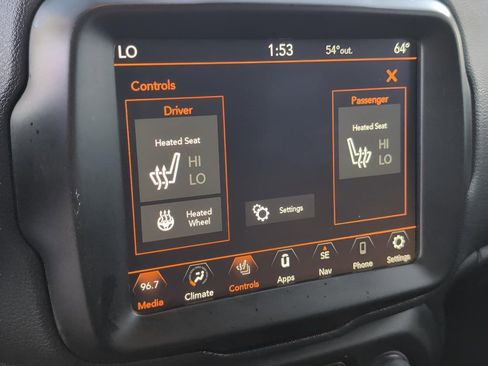 Used 2021 Jeep Renegade Trailhawk image 18