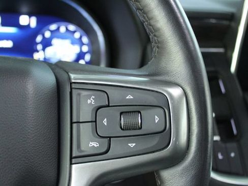 Used 2022 Chevrolet Tahoe LT w/ Luxury Package AWD/4WD image 17