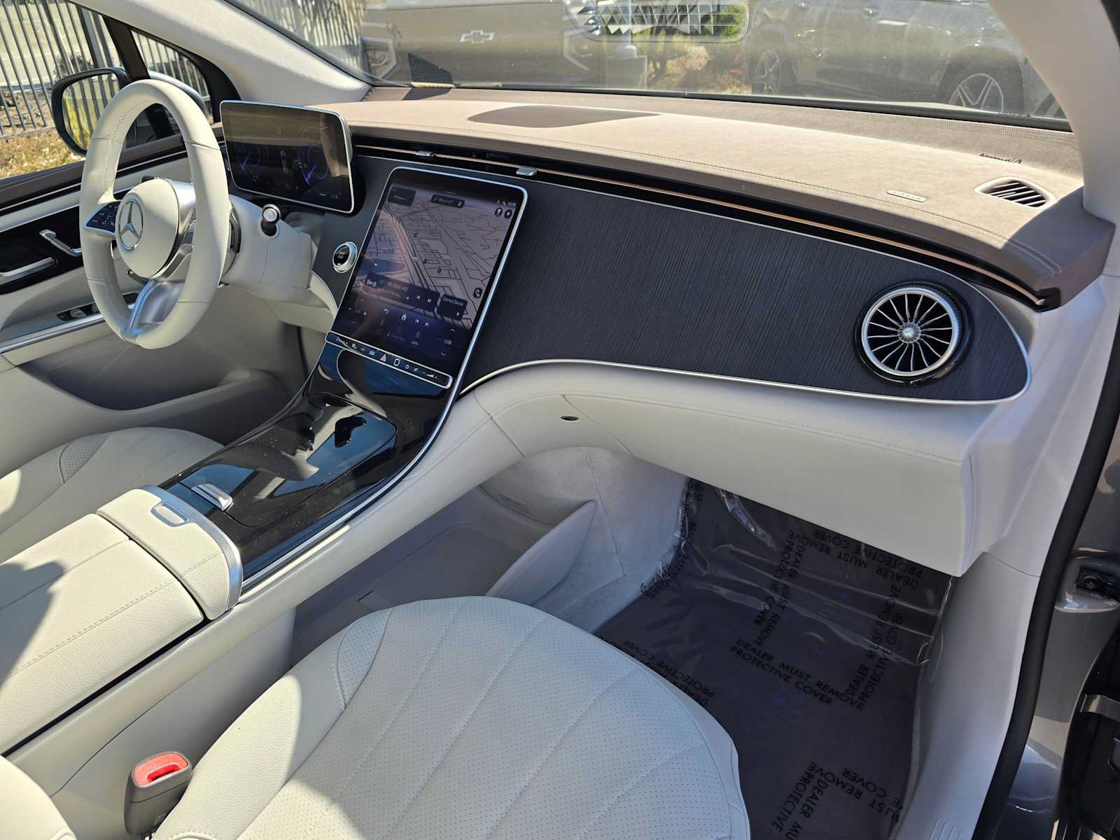 Used 2023 Mercedes-Benz EQE 350+ SUV image 10