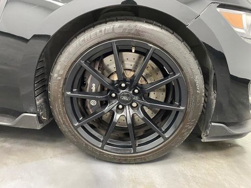 Used 2017 Ford Mustang Shelby GT350 image 16