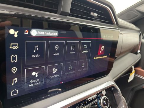 New 2026 GMC Sierra 2500 Denali Ultimate w/ Max Trailering Package image 15