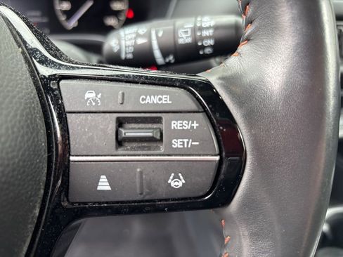 Used 2024 Honda HR-V Sport image 23