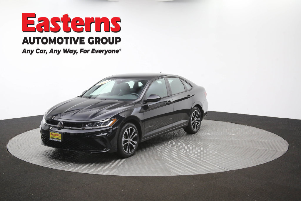 Used 2025 Volkswagen Jetta Sport FWD image 57