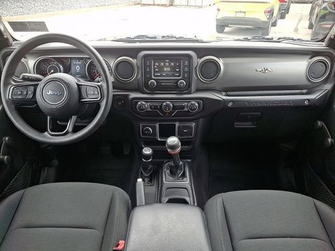 Used 2018 Jeep Wrangler Unlimited Sport AWD/4WD image 15