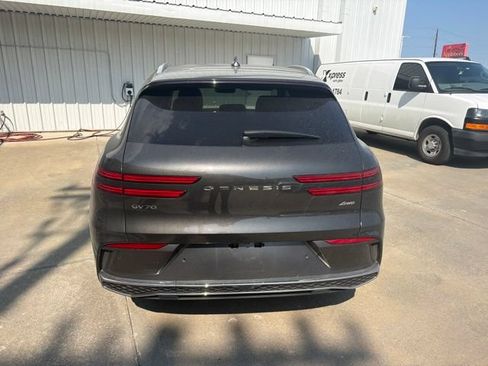 Used 2026 Genesis GV70 2.5T AWD/4WD image 5