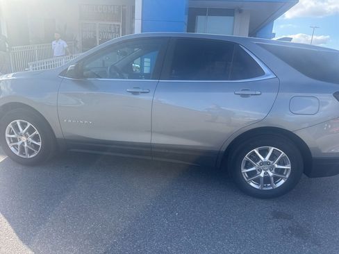 Used 2023 Chevrolet Equinox LT image 5