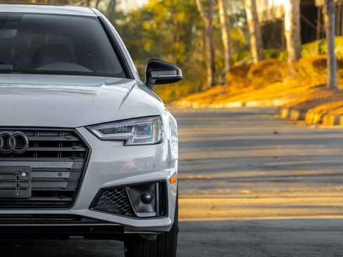 Used 2019 Audi S4 Premium Plus w/ Premium Plus Package image 38