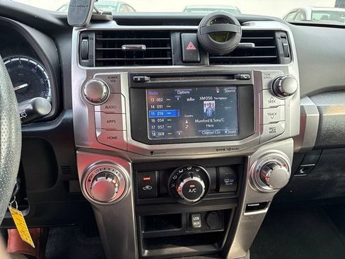 Used 2016 Toyota 4Runner SR5 AWD/4WD image 26