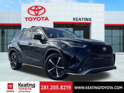 Certified 2022 Toyota Highlander XSE