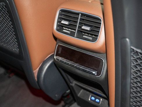 Certified 2026 Mercedes-Benz GLS 450 4MATIC image 23