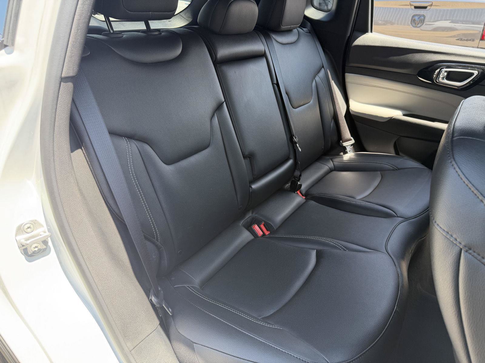 Certified 2025 Jeep Compass Limited AWD/4WD image 19