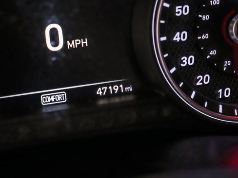 Used 2019 Genesis G70 2.0T Advanced w/ Dynamic Package AWD/4WD image 25