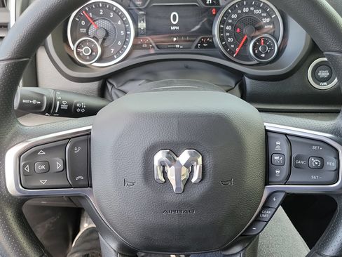 New 2026 RAM 1500 Express AWD/4WD image 5