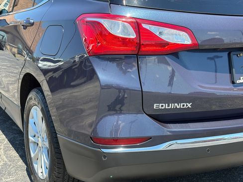 Used 2019 Chevrolet Equinox LT FWD image 11