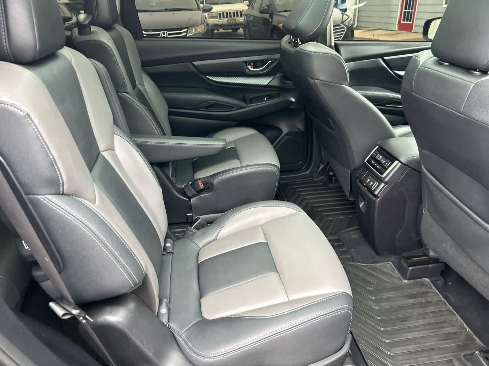 Used 2022 Subaru Ascent Onyx Edition AWD/4WD image 29