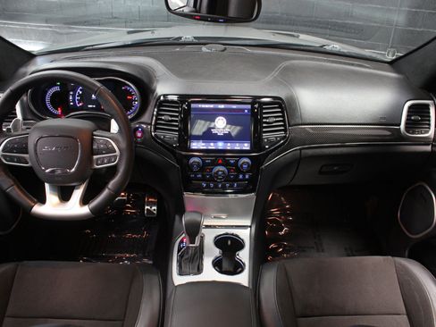Used 2020 Jeep Grand Cherokee SRT AWD/4WD image 34