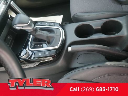 Used 2025 Kia Seltos S AWD/4WD image 36