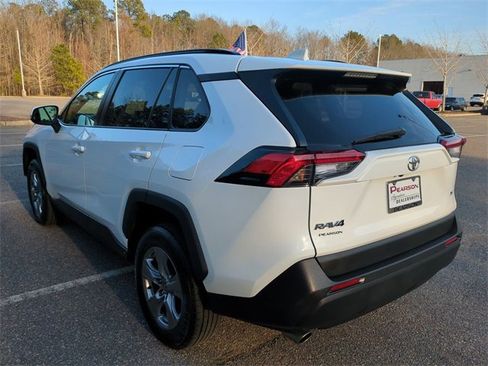 Used 2023 Toyota RAV4 XLE image 6