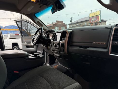 Used 2018 RAM 2500 Big Horn image 27