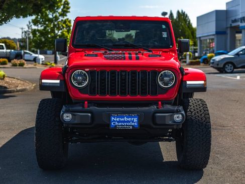Used 2024 Jeep Wrangler Unlimited Rubicon AWD/4WD image 5