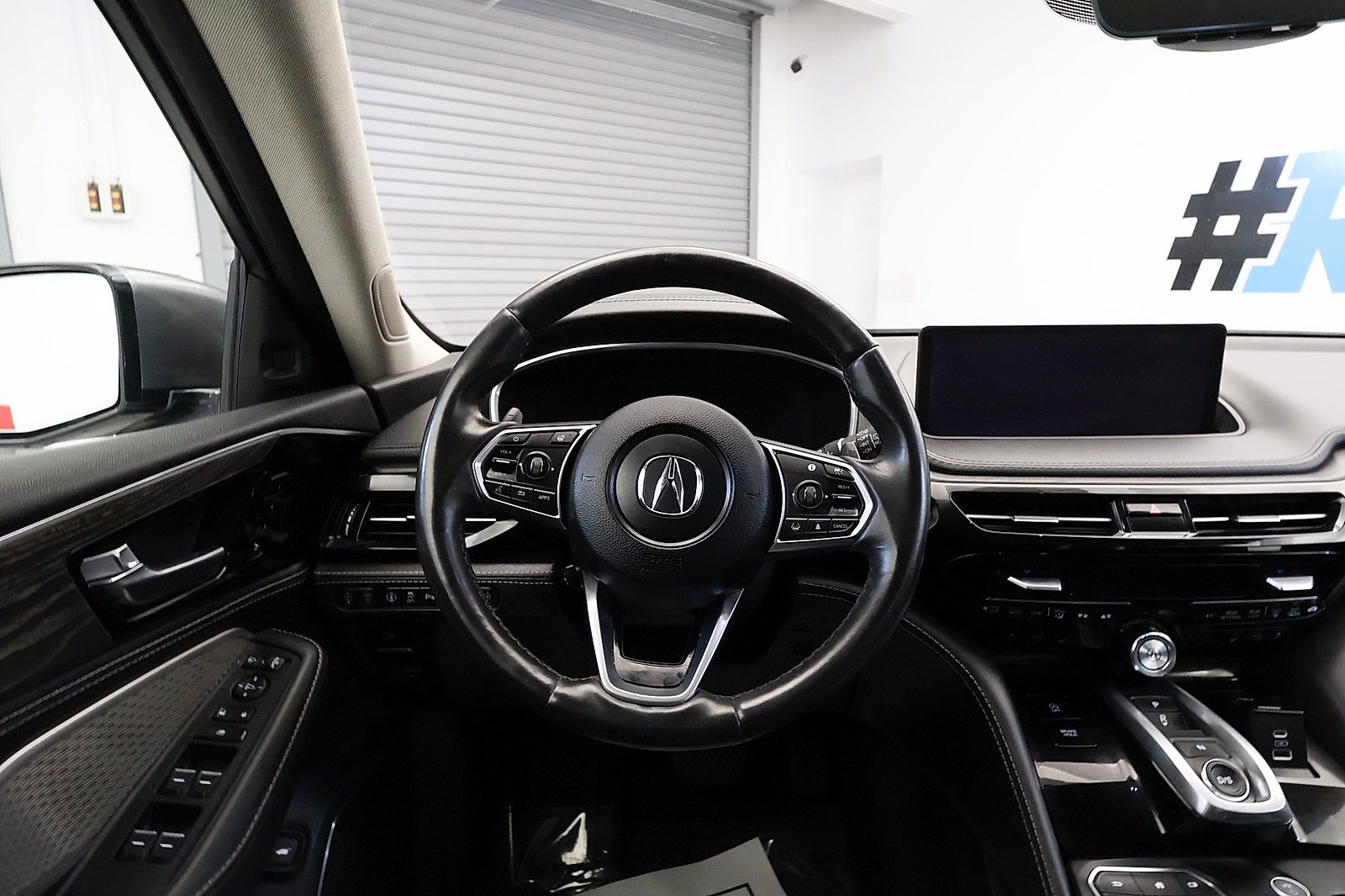 Used 2023 Acura MDX w/ Advance Package AWD/4WD image 22