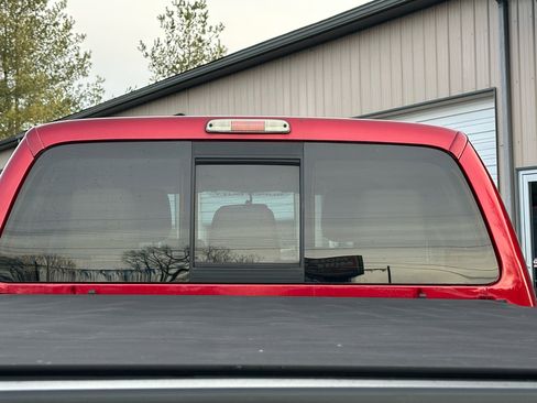 Used 2014 Ford F350 Lariat w/ Lariat Interior Package image 9