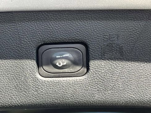 Certified 2022 Ford Edge SEL w/ Convenience Package image 12