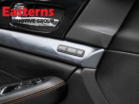 Used 2023 Nissan Maxima SR w/ Sport Mat Group FWD image 22