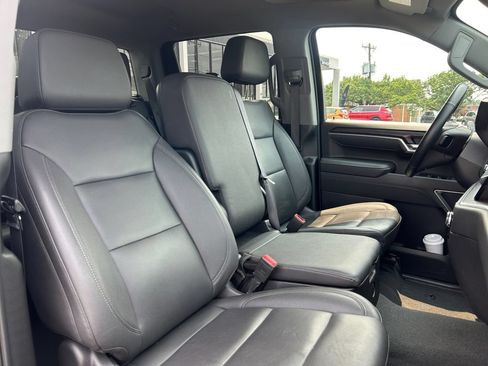 Used 2026 GMC Sierra 1500 SLT AWD/4WD image 42