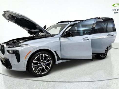 Used 2026 BMW X7 M60i AWD/4WD image 14
