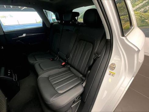 Certified 2023 Audi Q5 2.0T Premium Plus w/ Premium Plus Package AWD/4WD image 21