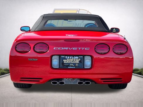 Used 2003 Chevrolet Corvette Convertible w/ Preferred Equipment Group1 RWD image 7