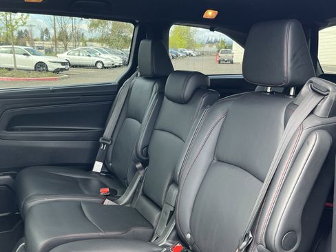 Used 2025 Honda Odyssey Sport-L image 14