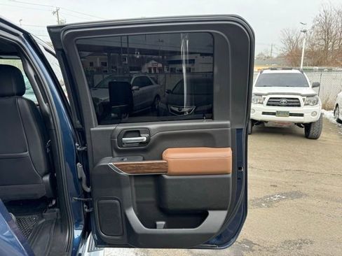 Used 2021 Chevrolet Silverado 2500 High Country AWD/4WD image 14
