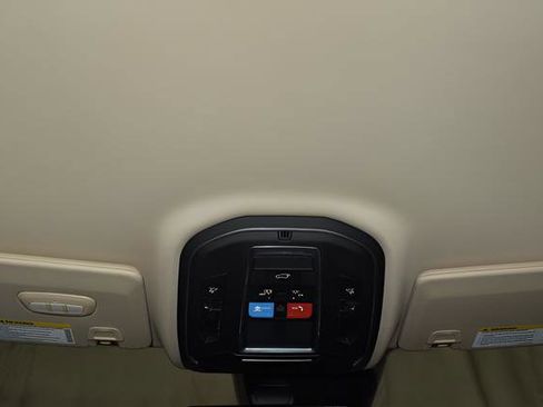 Used 2022 Jeep Grand Cherokee Limited w/ Luxury Tech Group II AWD/4WD image 24
