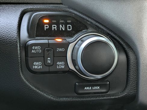 Used 2021 RAM 1500 Big Horn image 25