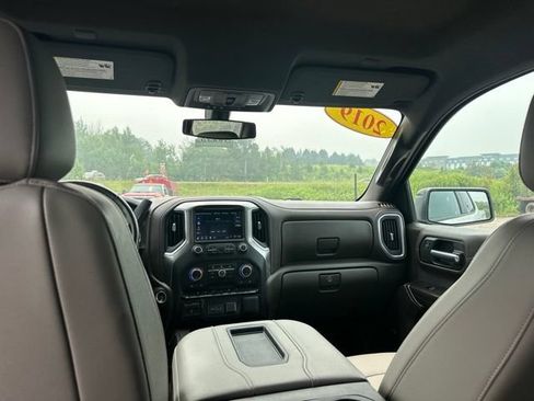 Used 2019 Chevrolet Silverado 1500 RST AWD/4WD image 28