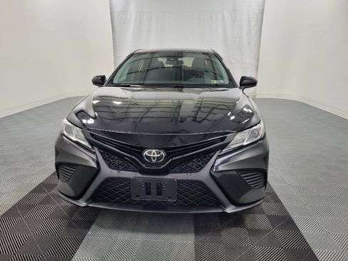 Used 2019 Toyota Camry SE image 15