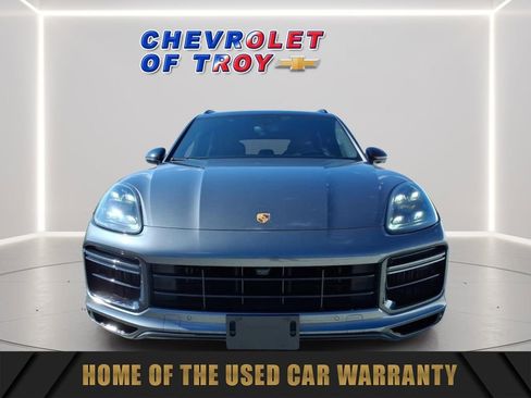 Used 2021 Porsche Cayenne Turbo AWD/4WD image 2