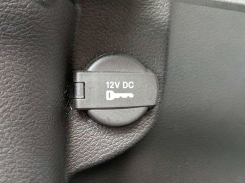 Used 2015 Jeep Cherokee Latitude FWD image 14