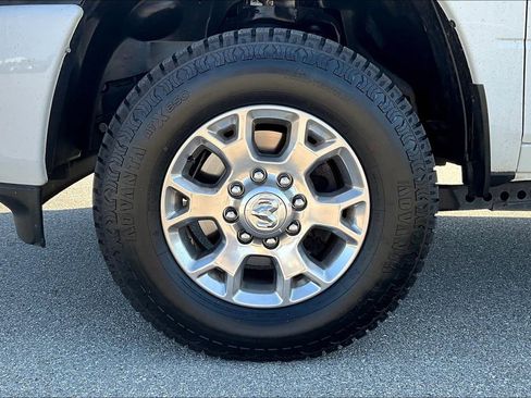 Used 2024 RAM 2500 Laramie image 11