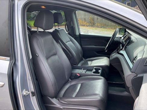 Used 2018 Honda Odyssey EX-L image 7